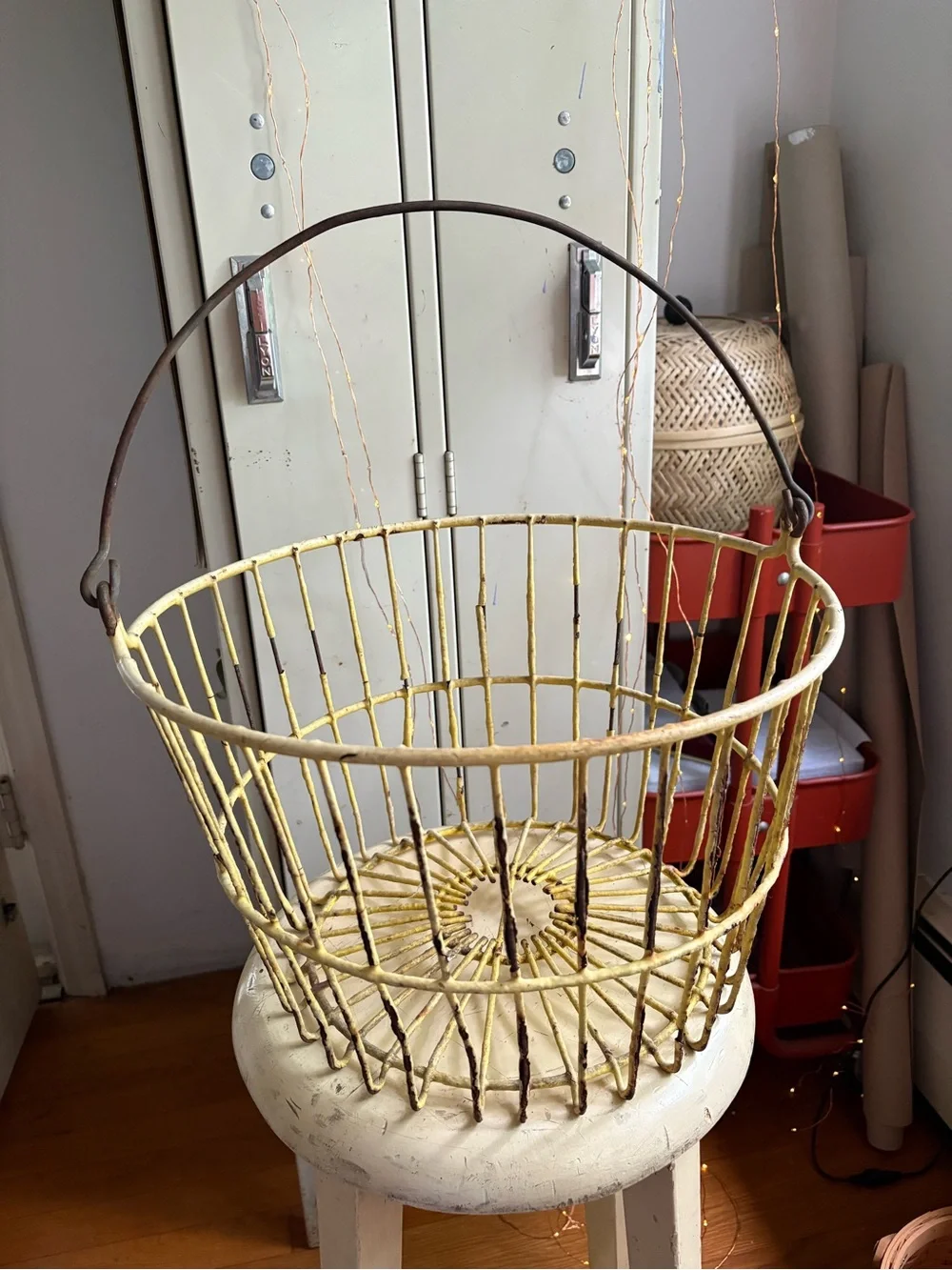 Vintage Distressed Yellow Wire Metal Egg Collection Gathering Handled Basket